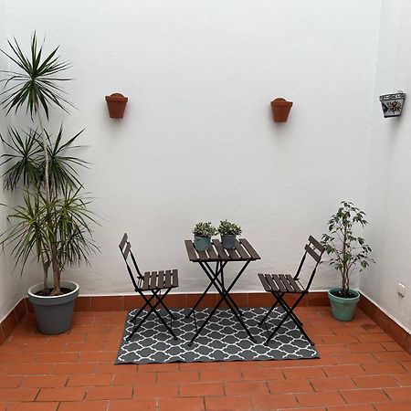 Traditional House In Triana Sevilha Exterior foto